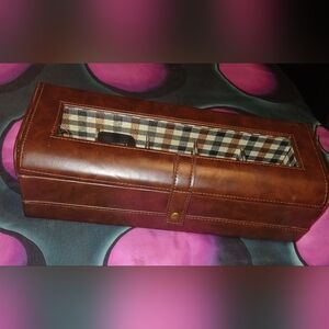 NWT Mens Watch Storage Container